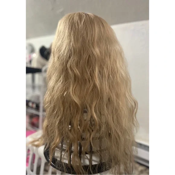 Honey Blonde - Light Brown Synthetic Wig - Picture 3 of 7